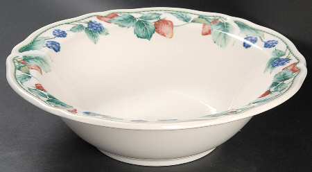 Berryvine 9" Round Vegetable Bowl
