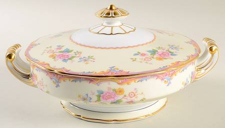 Berwick Round Covered Vegetable