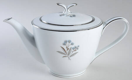 Bessie Teapot & Lid