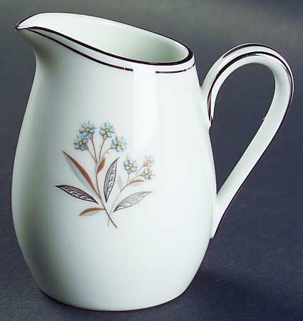 Bessie Mini Creamer