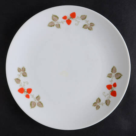 Berry Time Salad Plate