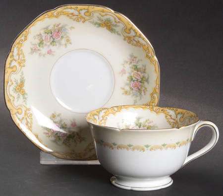 Bevan Footed Cup & Saucer Set