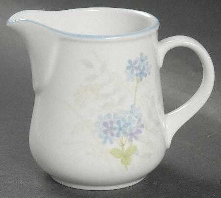 Bewitch Creamer