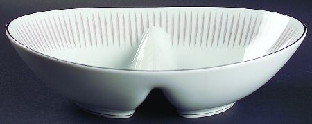 Biarritz 10" Oval Divided Vegetable Bowl