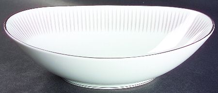 Biarritz 10" Oval Vegetable Bowl
