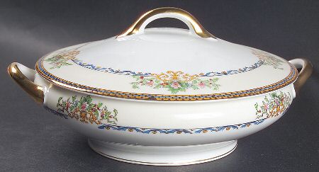 Biarritz Round Covered Vegetable