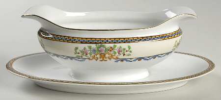 Biarritz Gravy Boat with Attached Underplate