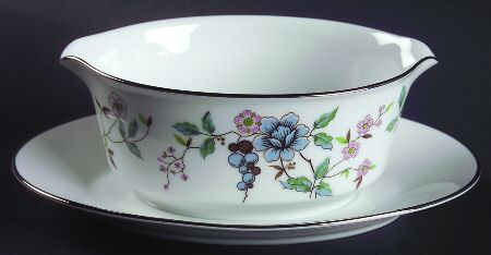 Biltmore Gravy Boat with Attached Underplate