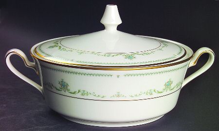 Blakesley Round Covered Vegetable