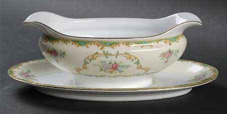 Blanton Gravy Boat with Attached Underplate