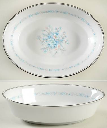 Blue Beauty 9" Oval Vegetable Bowl