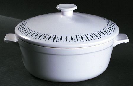 Blue Comet 2 Qt Round Covered Casserole