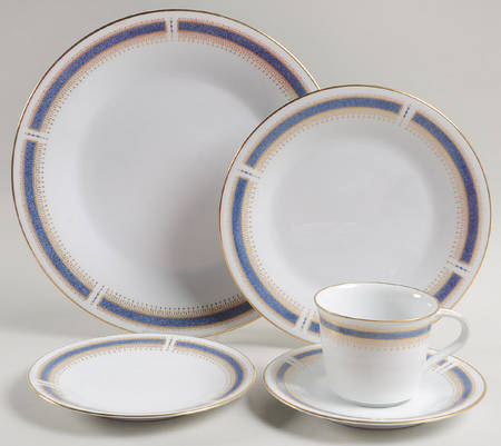 Blue Dawn (Coupe) 5 Piece Place Setting