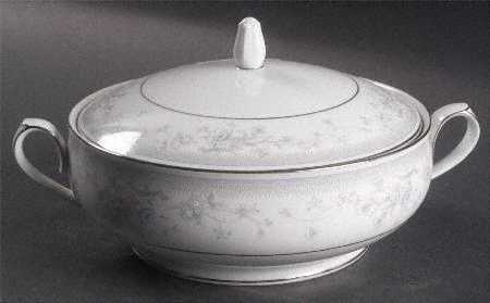 Blue Destiny Round Covered Vegetable