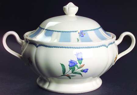 Blue Estate Round Covered Vegetable