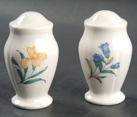 Blue Estate Salt & Pepper Set