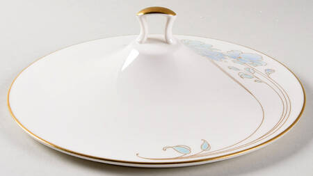 Blue and Gold Lid for Large Round Vegetable