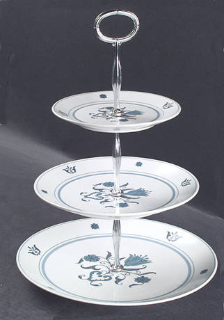 Blue Haven 13 7/8"-14 1/4" 3-Tiered Serving Tray(DP,SP,BB) HC
