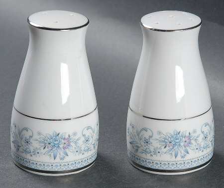 Blue Hill Salt & Pepper Set