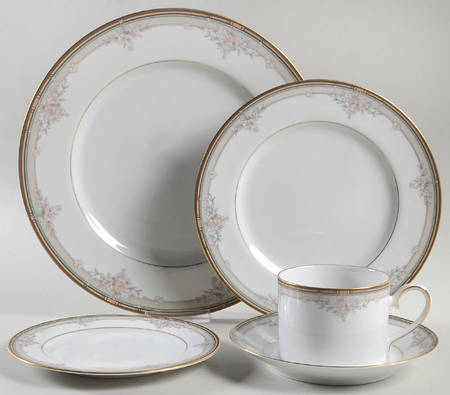 Blossom Mist 5 Piece Place Setting