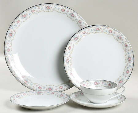 Bloomfield 40 Piece Estate Set