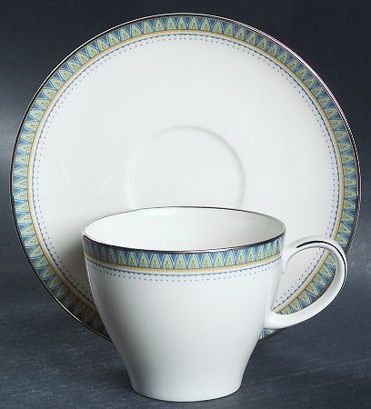 Bloomington Flat Cup & Saucer Set