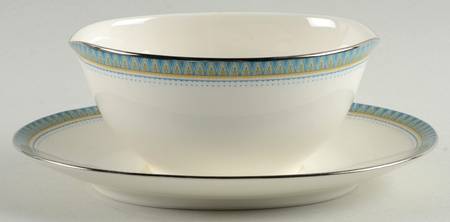 Bloomington Gravy Boat with Attached Underplate