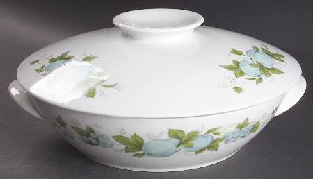 Blue Orchard 1.75 Qt Round Covered Casserole