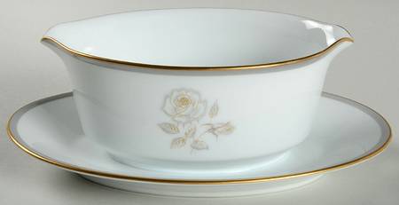 Blair Rose Gravy Boat with Attached Underplate