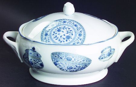 Blue Treasures Oval Covered Vegetable