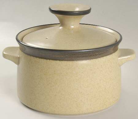 Blueberry 1 Qt Round Covered Casserole