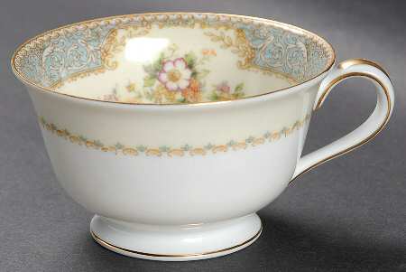 Bluedawn (#622, Rim) Footed Cup