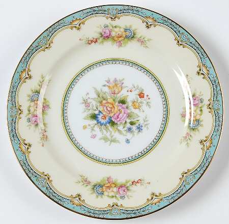 Bluaster Salad Plate