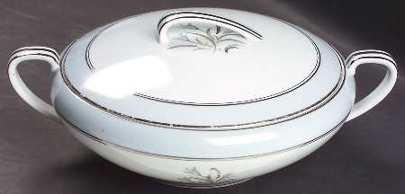 Bluebell Round Covered Vegetable