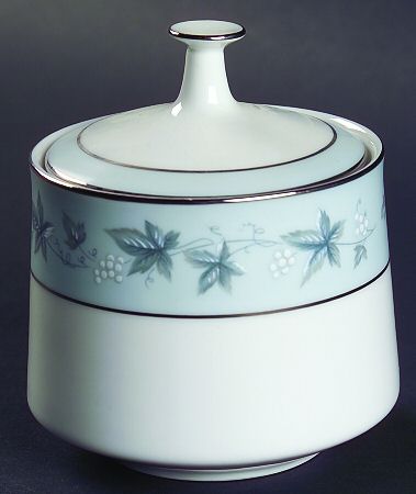 Bluecourt Sugar Bowl & Lid