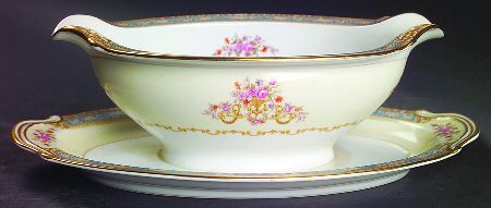 Bluelace Gravy Boat with Attached Underplate