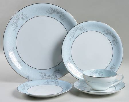 Blueridge 40 Piece Estate Set