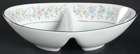 Blythe 10" Oval Divided Vegetable Bowl