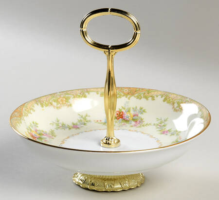 Bolero 6"-7" Handled Footed Nut Dish HC