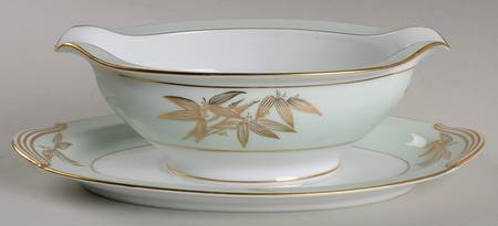 Bonnibelle Gravy Boat with Attached Underplate