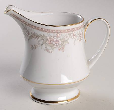 Bonaventure Creamer