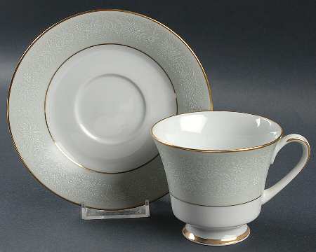 Bonjour Footed Cup & Saucer Set