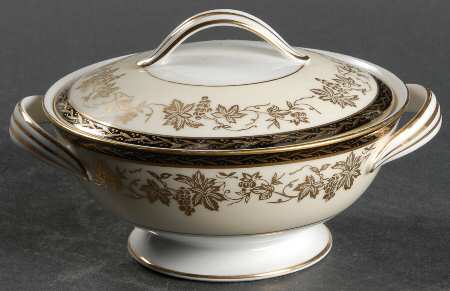 Bordeaux Sugar Bowl & Lid