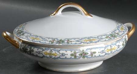 Bordeaux Round Covered Vegetable