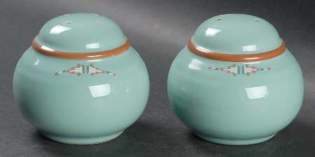 Boulder Ridge Salt & Pepper Set