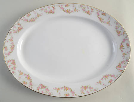 The Bosnia 16" Oval Serving Platter