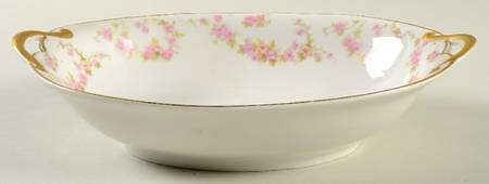 The Bosnia 9" Oval Vegetable Bowl