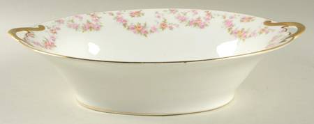 The Bosnia 10" Oval Vegetable Bowl