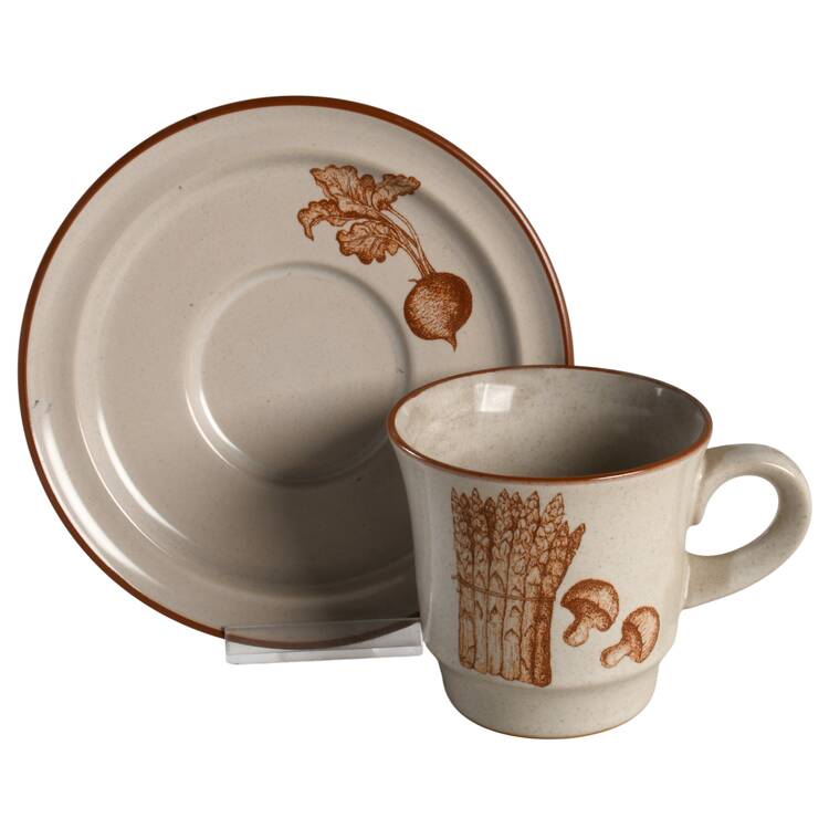 Bounty Flat Cup & Saucer Set