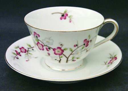 Brenda Footed Cup & Saucer Set